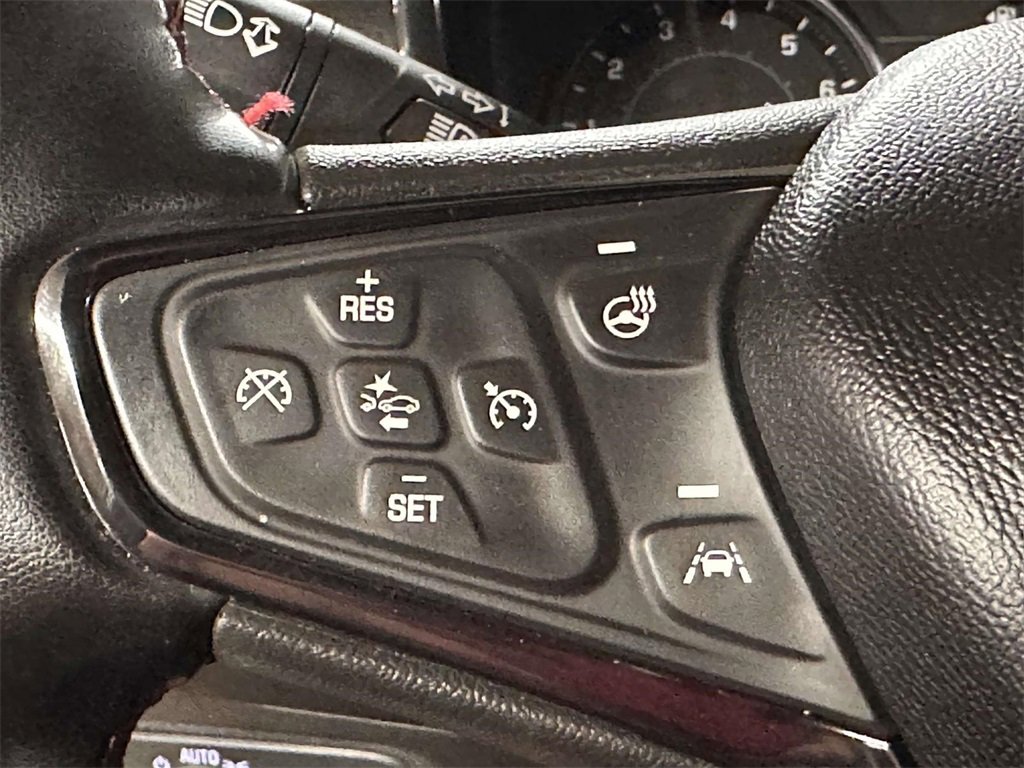 Used 2023 Chevrolet Equinox RS w/ RS Leather Package image 23