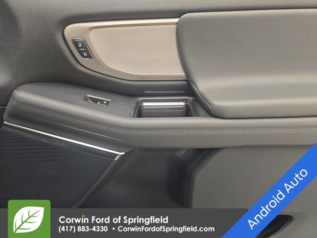 New 2026 Ford Expedition Active image 11