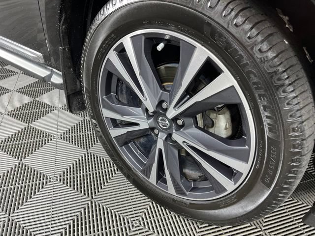 Used 2020 Nissan Pathfinder Platinum FWD image 15