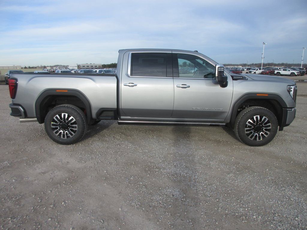 New 2026 GMC Sierra 2500 Denali Ultimate image 3