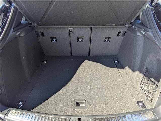 New 2026 Porsche Macan image 23