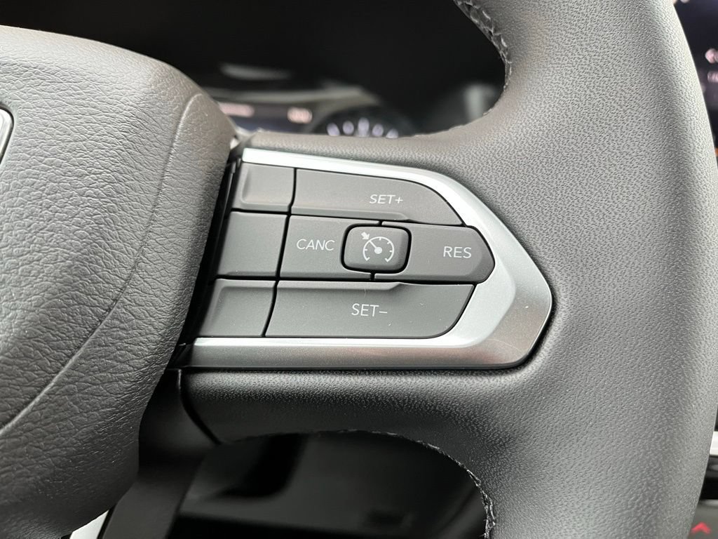 New 2026 Jeep Compass Latitude AWD/4WD image 27