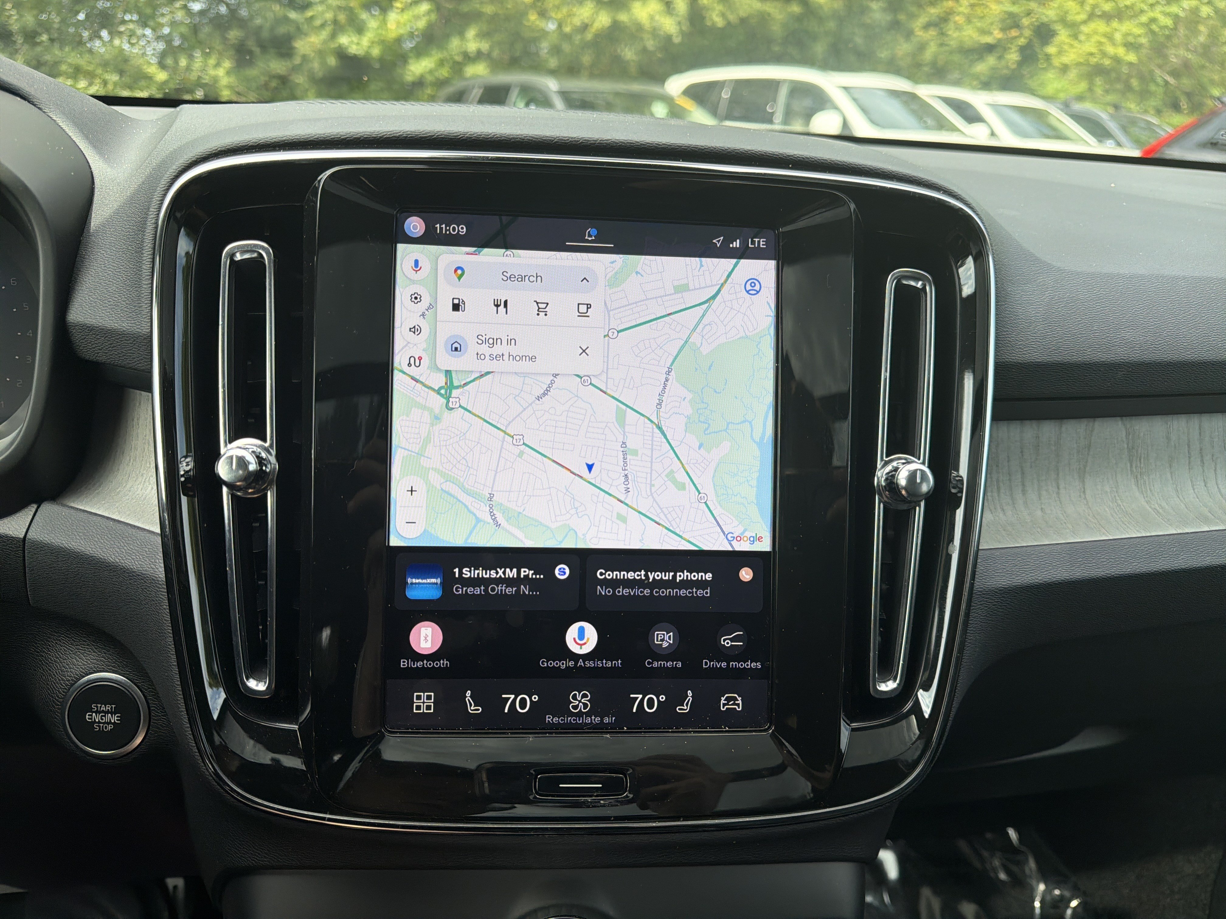 Certified 2025 Volvo XC40 B5 Ultra AWD/4WD image 24