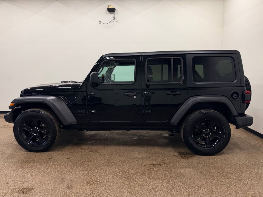 Used 2021 Jeep Wrangler Unlimited Sport AWD/4WD image 2