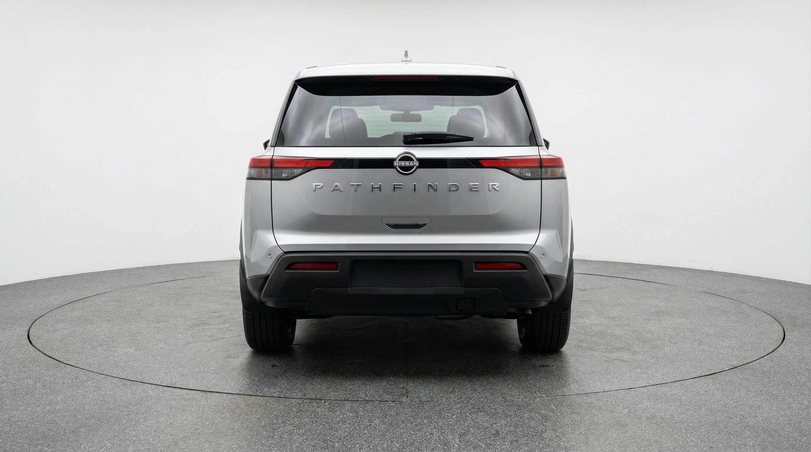 Used 2025 Nissan Pathfinder SV image 7