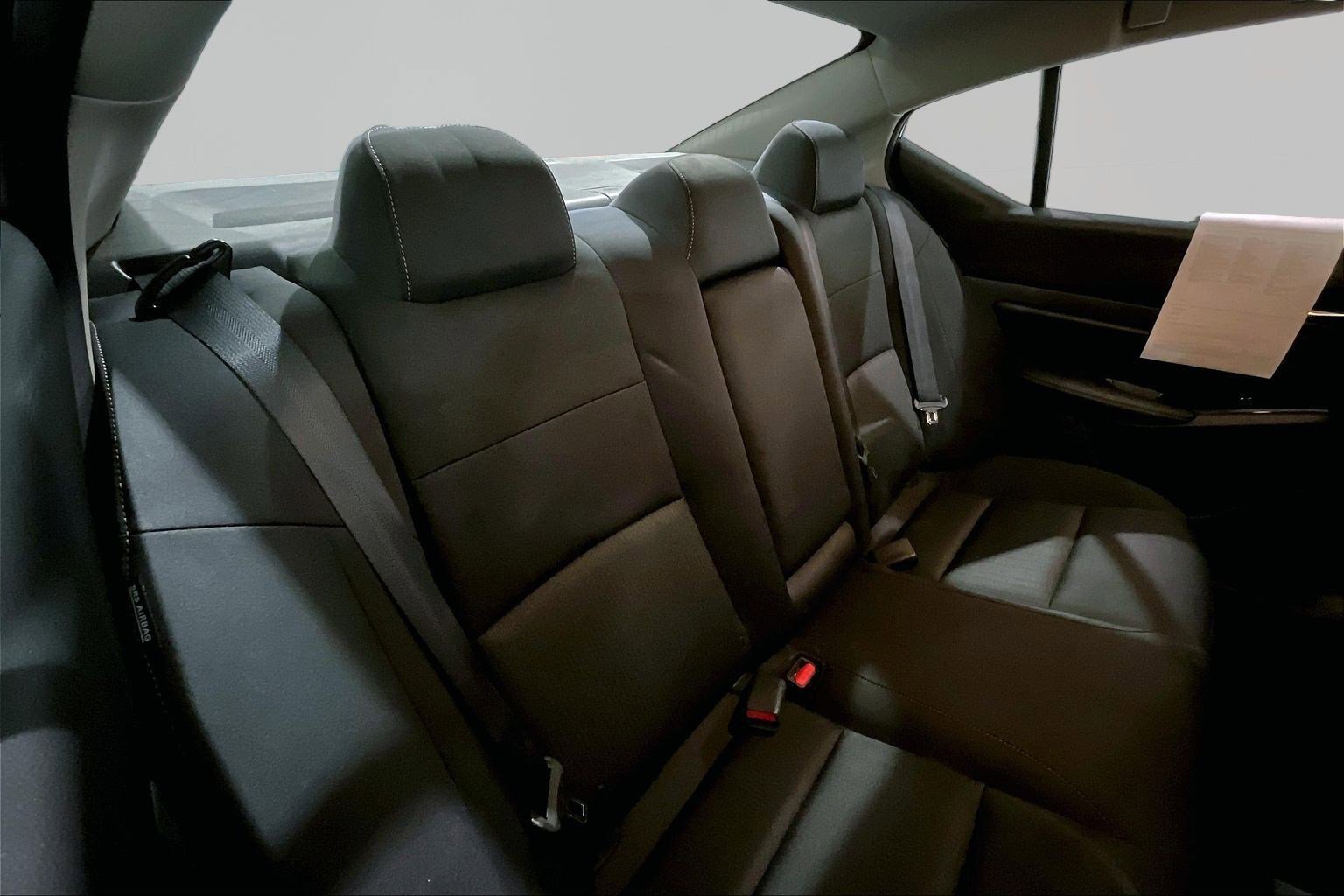 Used 2021 Nissan Altima 2.5 SV FWD image 25