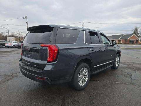 Used 2021 GMC Yukon SLT w/ SLT Premium Package image 5