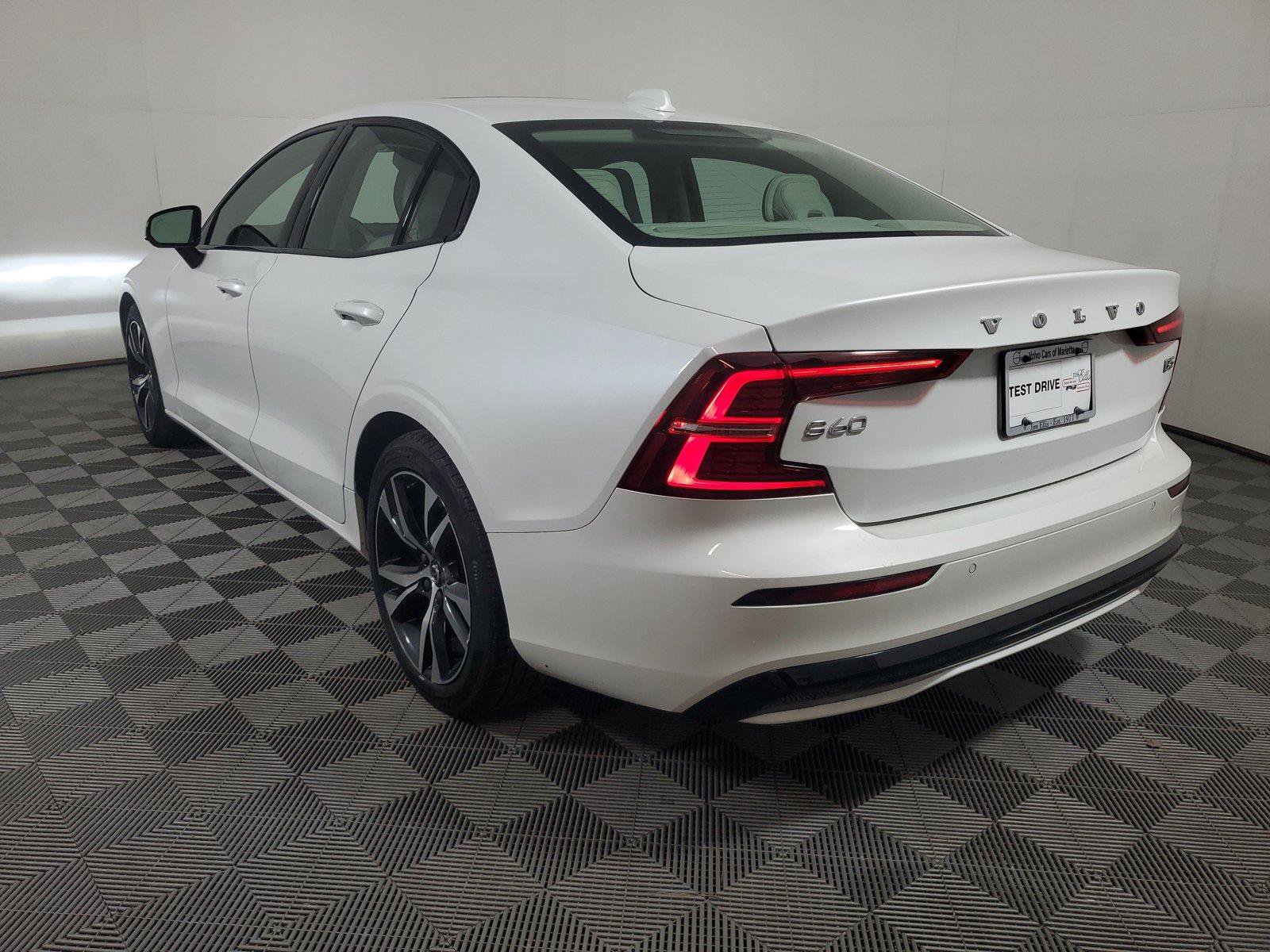 Certified 2024 Volvo S60 B5 Core FWD image 4