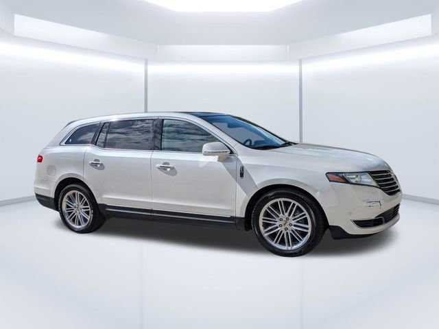 Used 2018 Lincoln MKT AWD w/ Technology Package
