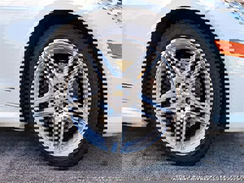 Used 2011 Mercedes-Benz E 550 Cabriolet image 29