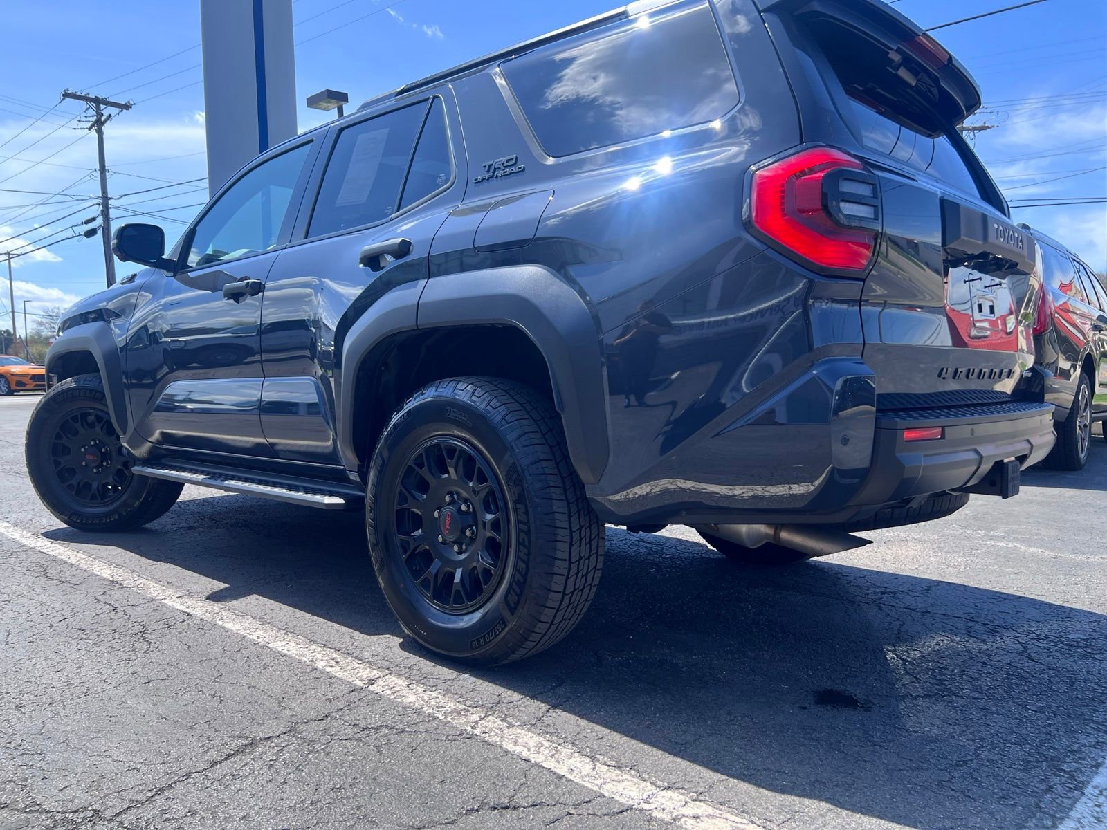 Used 2025 Toyota 4Runner TRD Off-Road Premium w/ Tow Technology Package AWD/4WD image 18