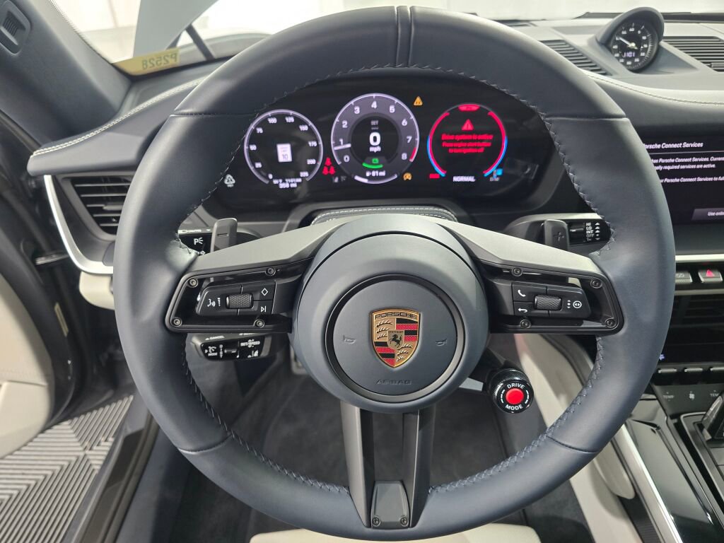Certified 2025 Porsche 911 Targa 4 GTS AWD/4WD image 15