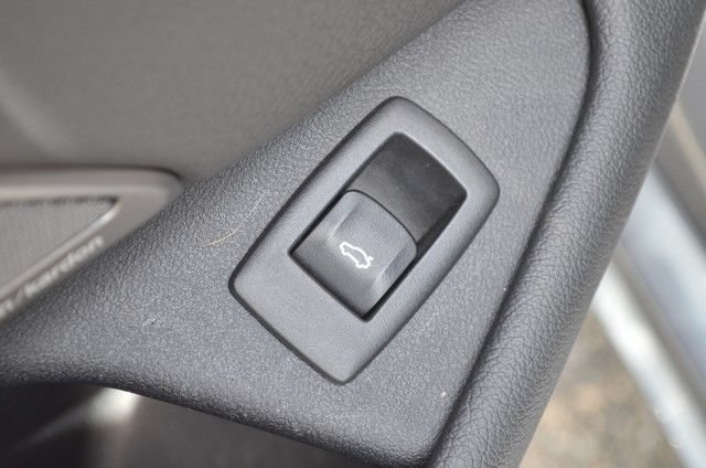 Used 2021 BMW 540i xDrive w/ Premium Package AWD/4WD image 17