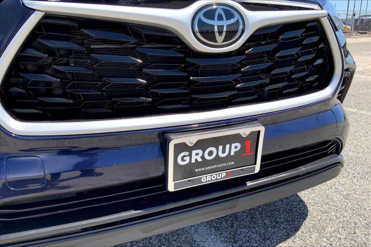 Used 2023 Toyota Highlander XLE image 29