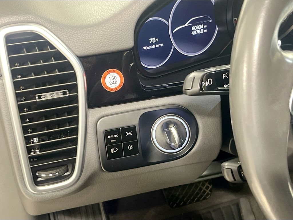 Certified 2019 Porsche Cayenne AWD/4WD image 9