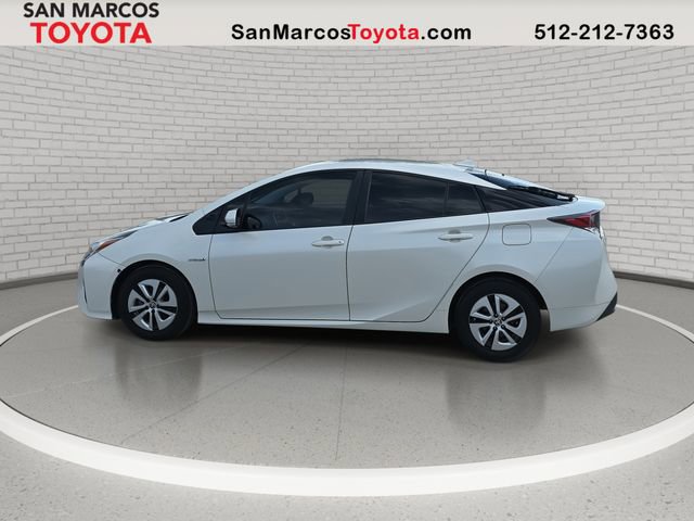 Used 2016 Toyota Prius Four image 8