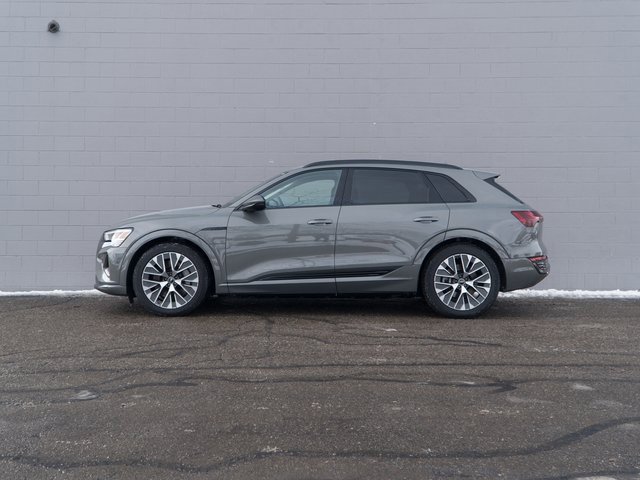 Certified 2024 Audi Q8 e-tron Premium Plus w/ Premium Plus Package video 2