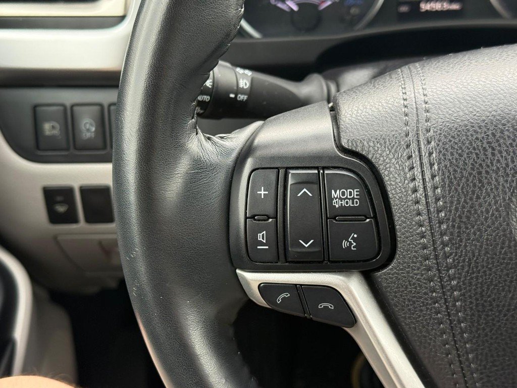 Certified 2019 Toyota Highlander Plus AWD/4WD image 21