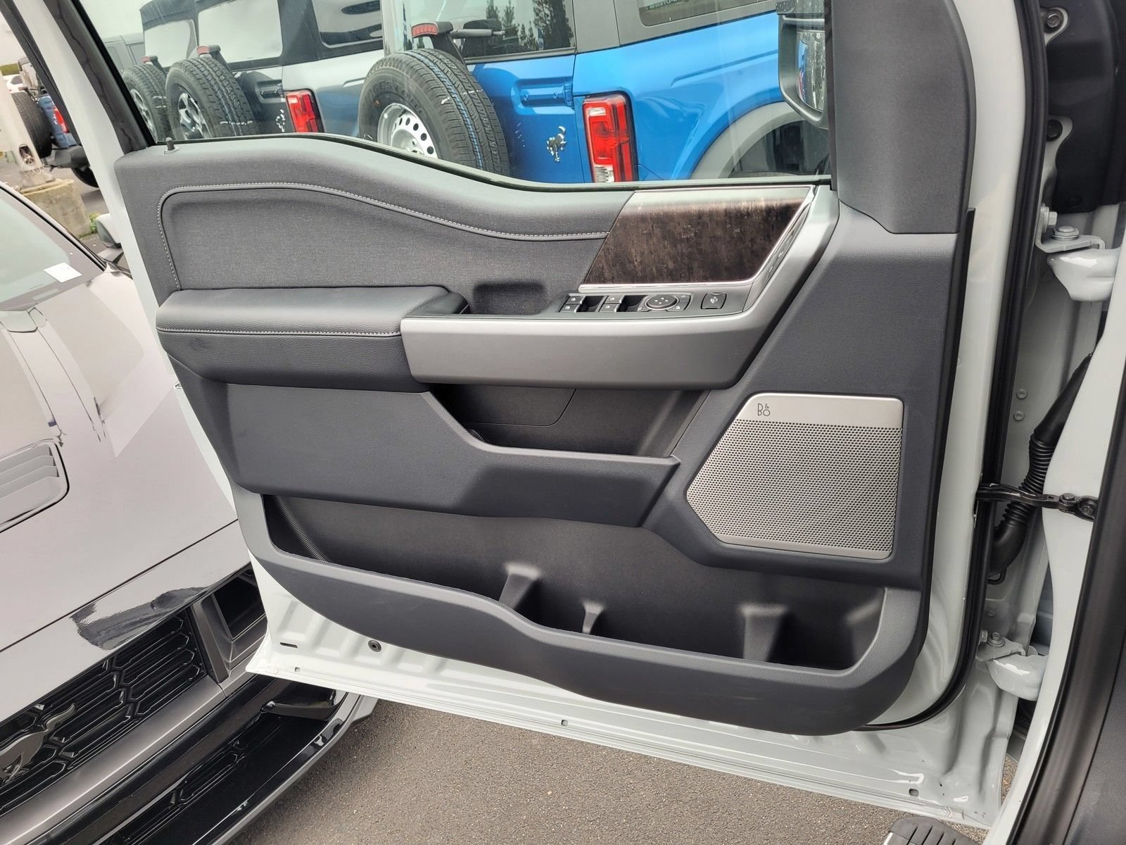 New 2026 Ford F250 Lariat w/ Lariat Ultimate Package AWD/4WD image 14