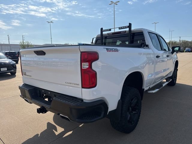 Used 2019 Chevrolet Silverado 1500 Custom Trail Boss w/ Custom Convenience Package AWD/4WD image 4