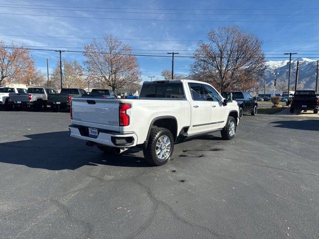 Used 2024 Chevrolet Silverado 3500 High Country w/ High Country Premium Package image 7