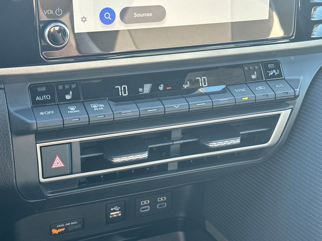 Used 2026 Toyota Camry SE w/ Convenience Package image 23