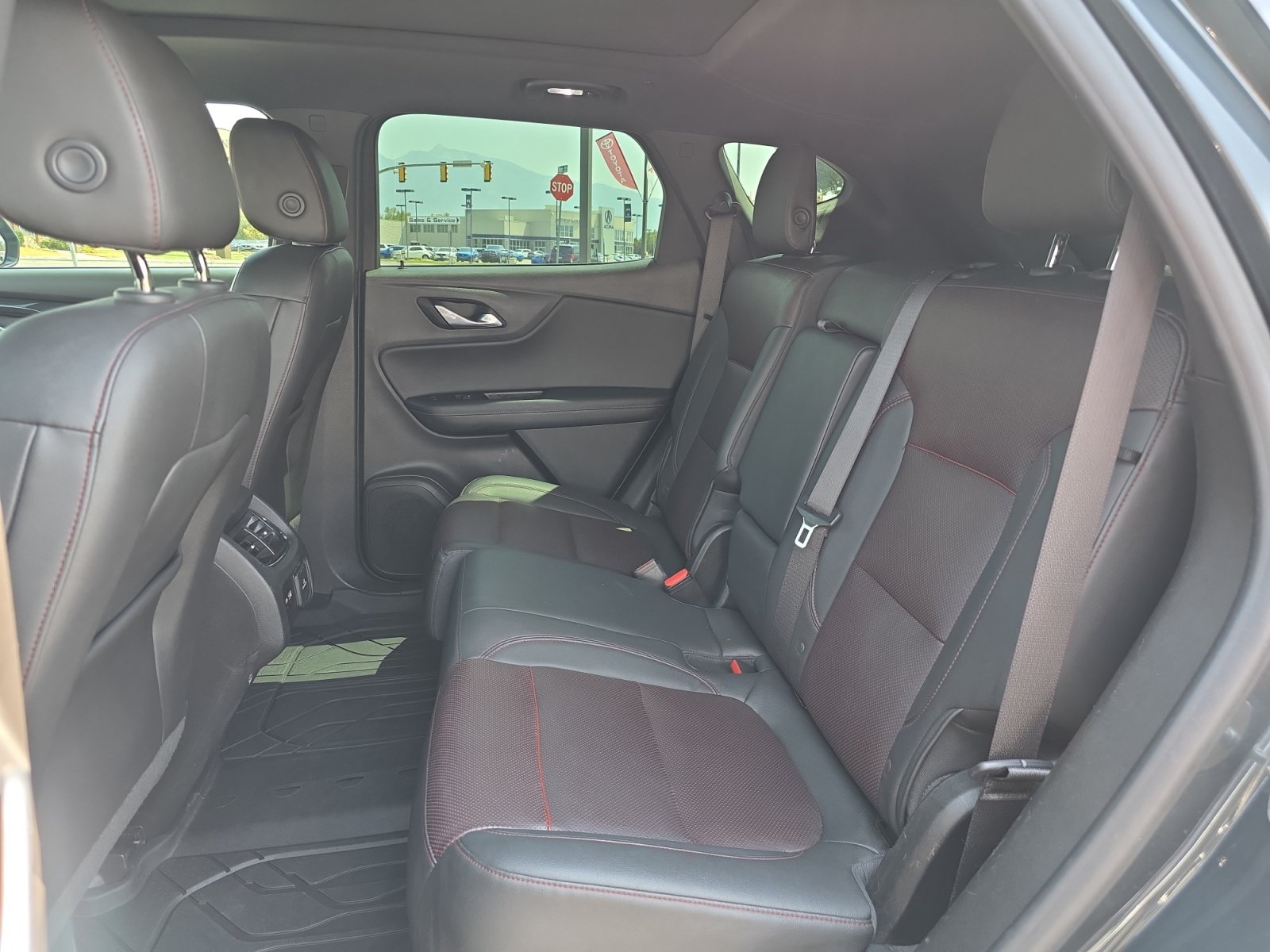 Used 2019 Chevrolet Blazer RS FWD image 27
