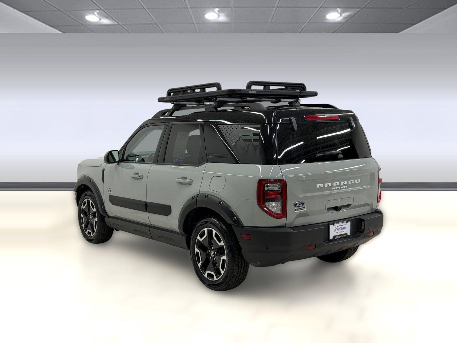 Used 2022 Ford Bronco Sport Outer Banks w/ Tech Package AWD/4WD image 2