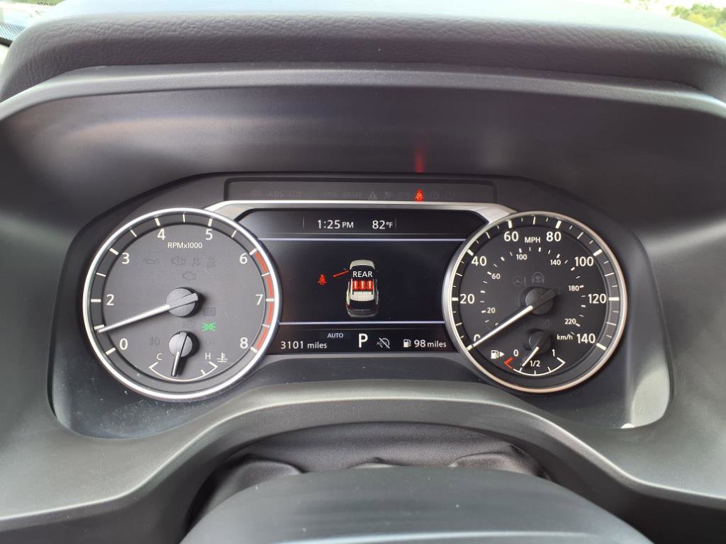 Certified 2025 Nissan Rogue SV image 9