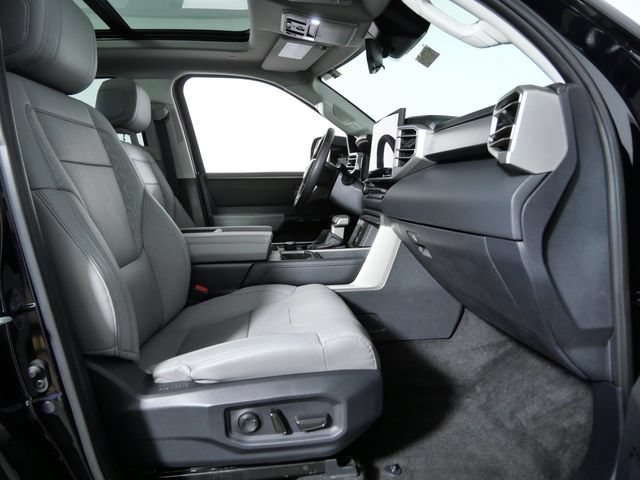 Used 2024 Toyota Tundra Limited AWD/4WD image 7