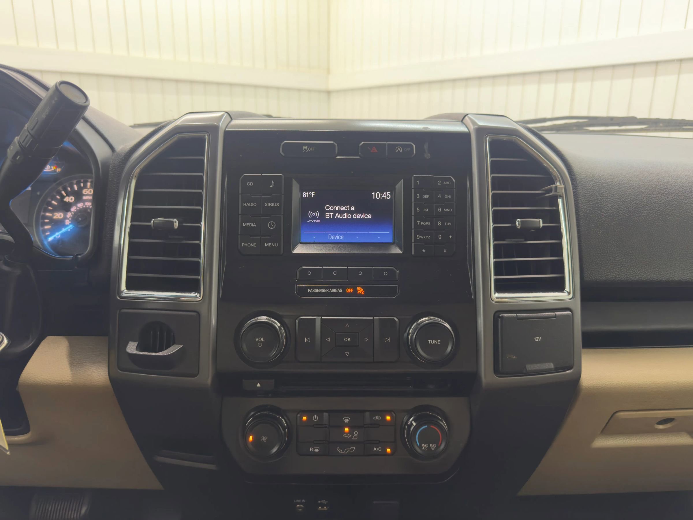 Used 2015 Ford F150 XLT w/ Equipment Group 301A Mid RWD image 17