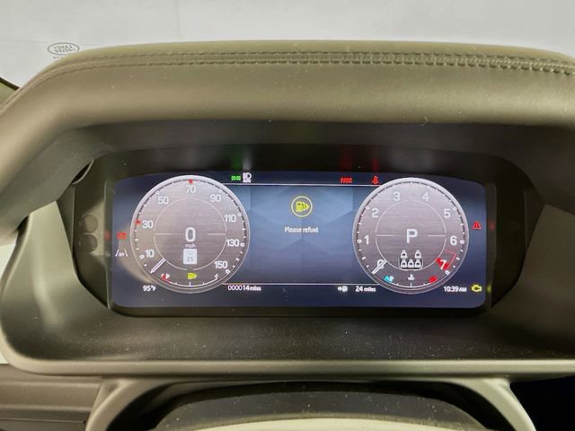 Used 2025 Land Rover Defender 130 X-Dynamic SE AWD/4WD image 15