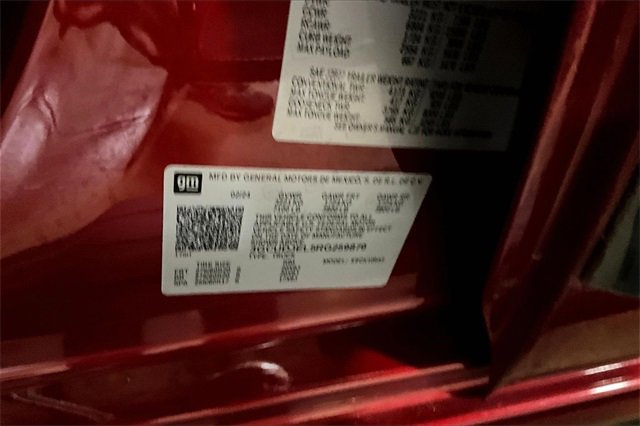 Certified 2024 Chevrolet Silverado 1500 High Country w/ Technology Package image 32