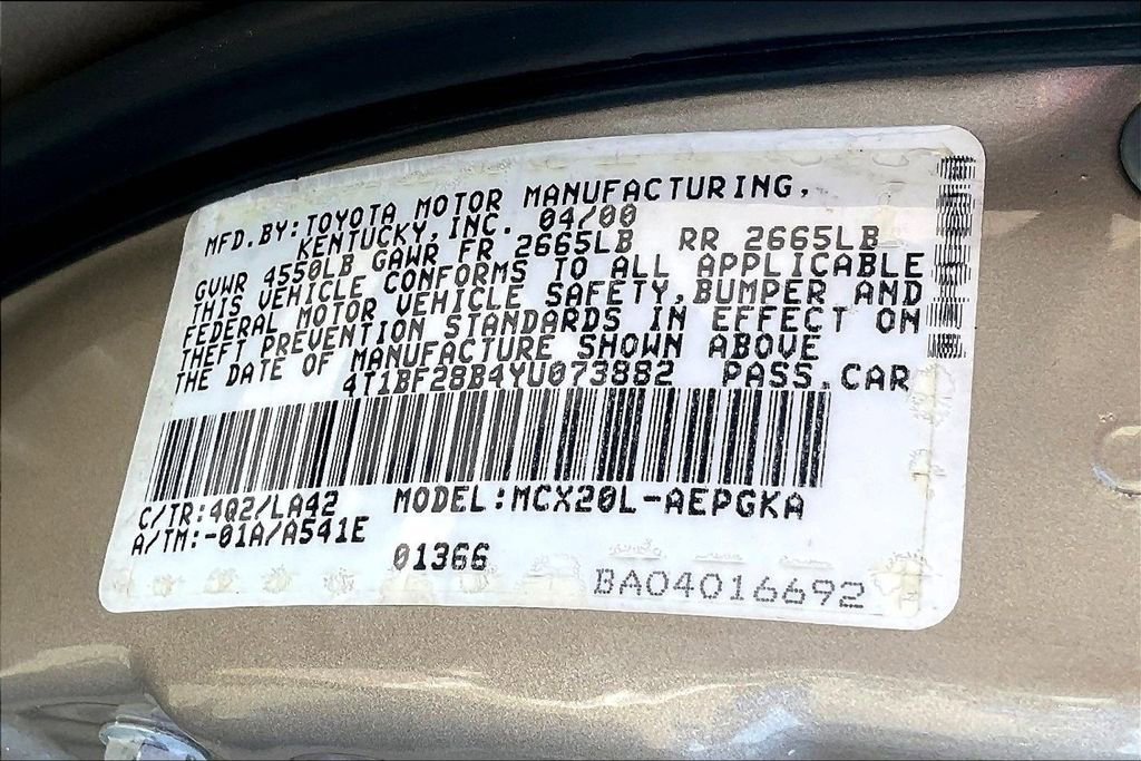 Used 2000 Toyota Avalon XL image 36
