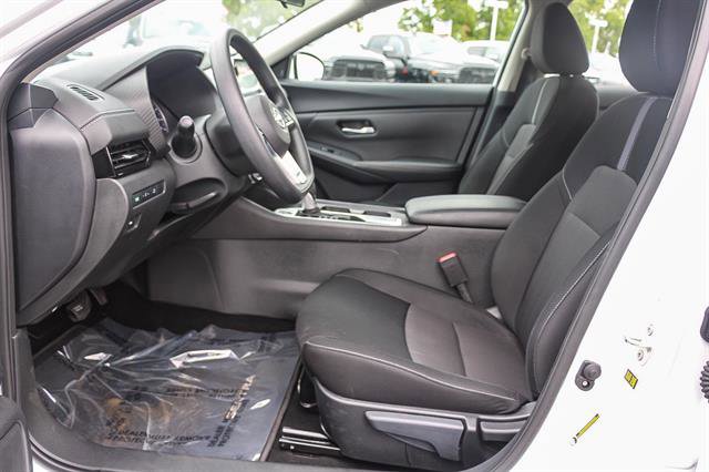Used 2024 Nissan Sentra SV image 17