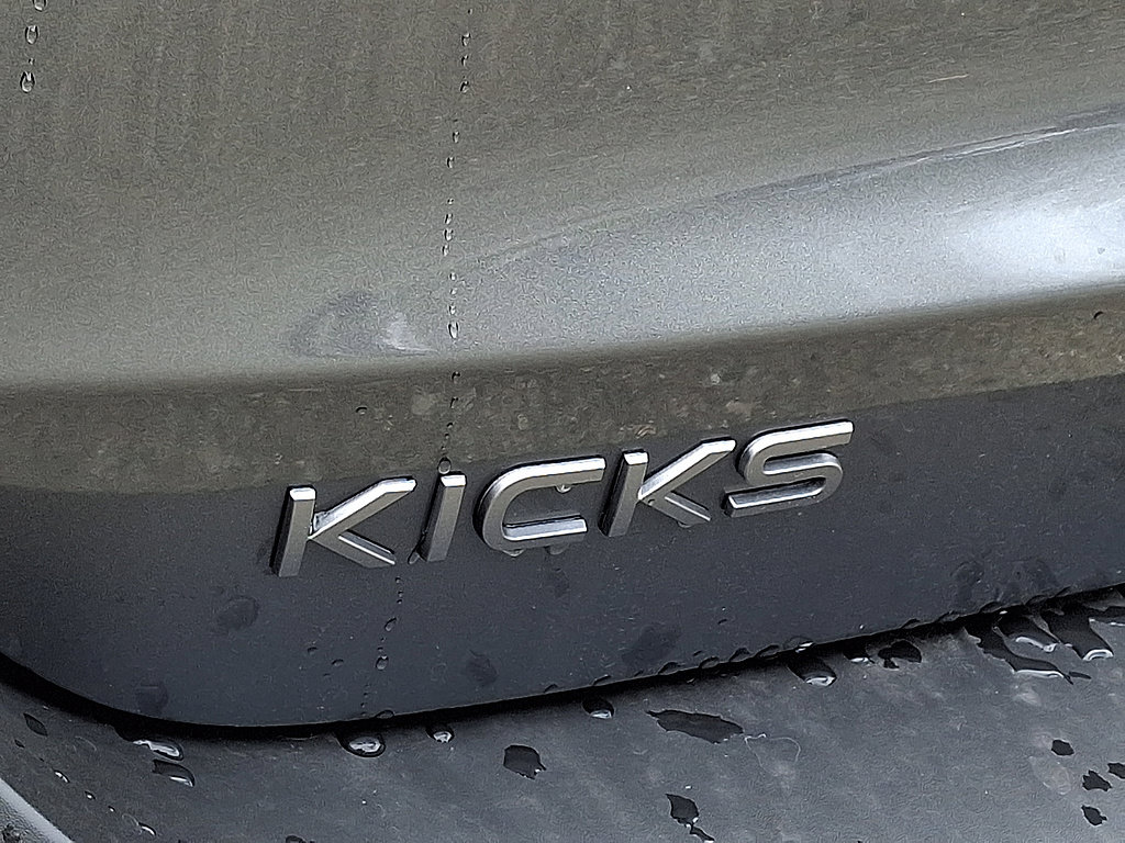 New 2026 Nissan Kicks SV w/ Interior Electronics Package AWD/4WD image 12