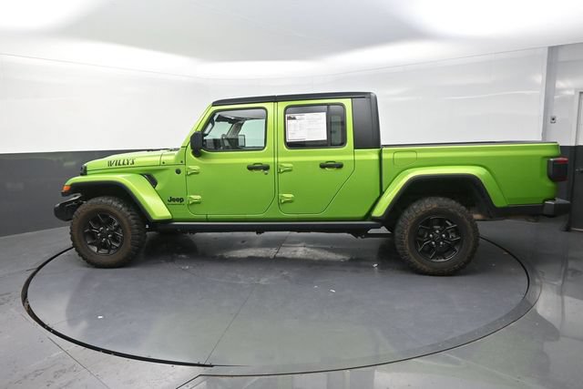 Used 2025 Jeep Gladiator Sport AWD/4WD image 7