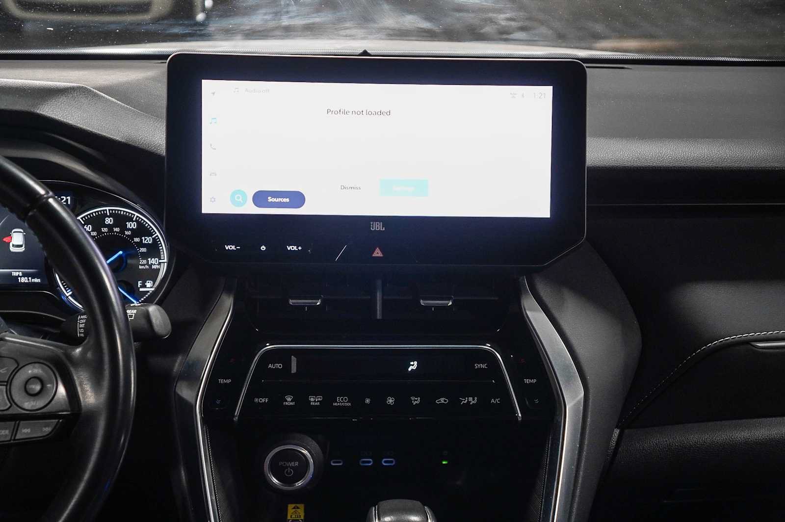 Certified 2023 Toyota Venza XLE AWD/4WD image 13