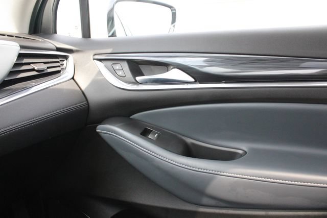 Used 2021 Buick Enclave Premium w/ Sun and Sites Package FWD image 22