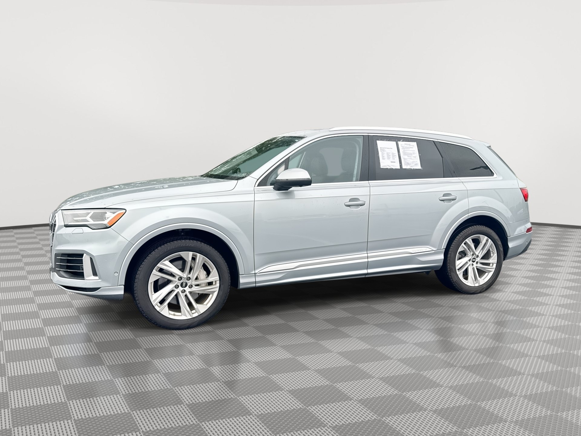 Used 2023 Audi Q7 3.0T Premium Plus AWD/4WD image 1