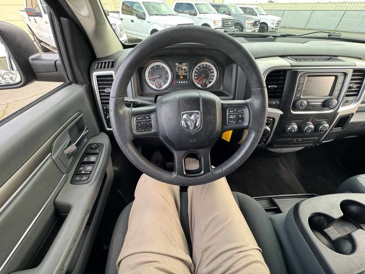 Used 2017 RAM 1500 Classic SLT image 33