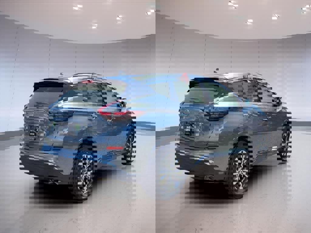 Used 2023 Nissan Murano SV image 4