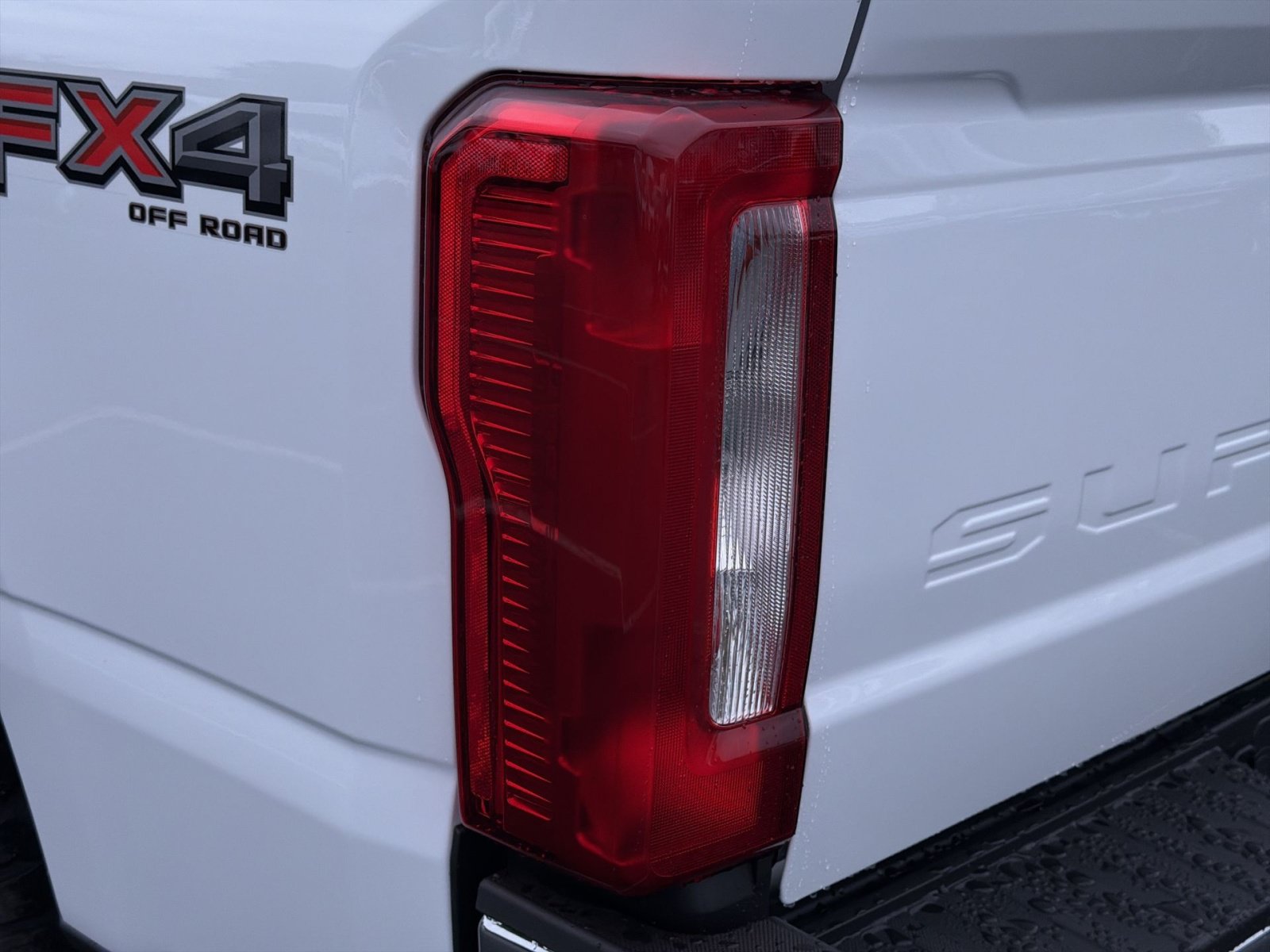 New 2027 Ford F350 XL w/ XL Off-Road 33" Tire Package AWD/4WD image 16