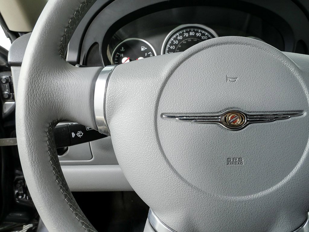 Used 2005 Chrysler Crossfire Limited image 9