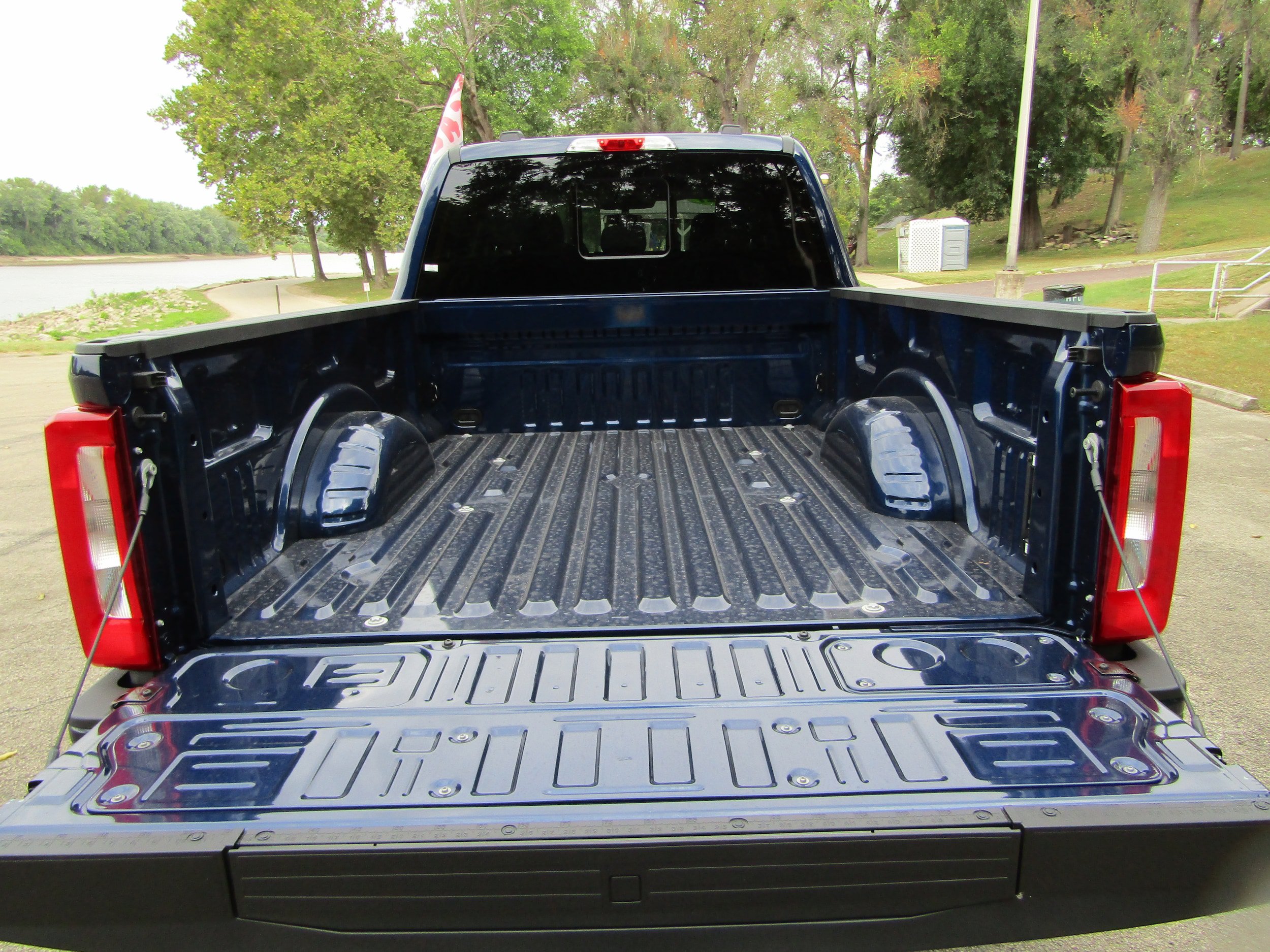 New 2027 Ford F250 XL w/ Tremor Off-Road Package AWD/4WD image 14