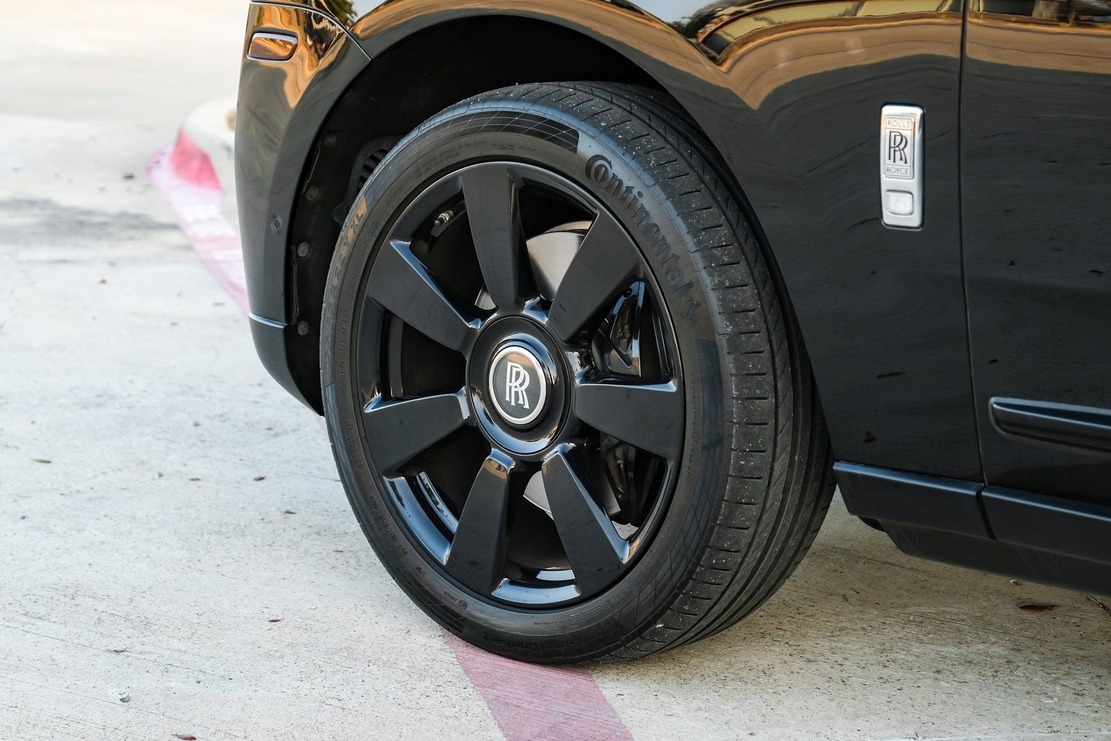 Used 2021 Rolls-Royce Cullinan image 66