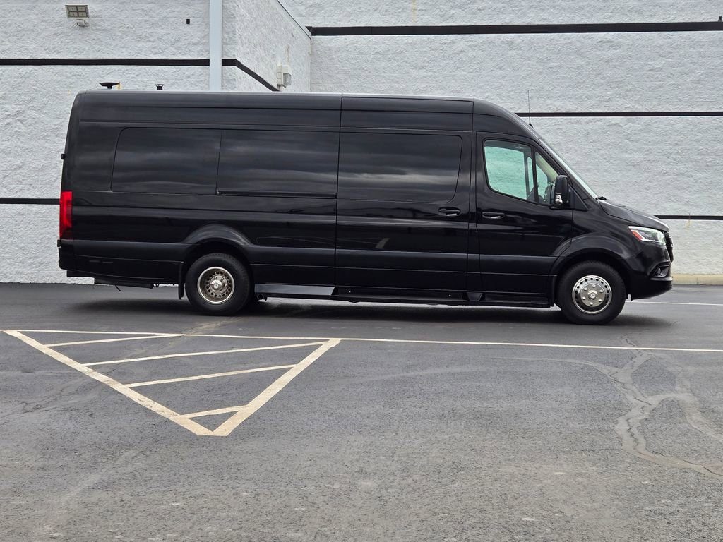 Used 2020 Mercedes-Benz Sprinter 3500 image 6