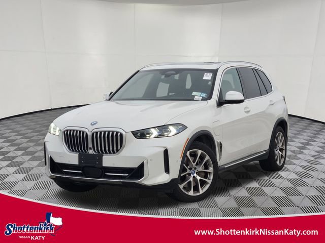Used 2025 BMW X5 xDrive50e AWD/4WD image 1