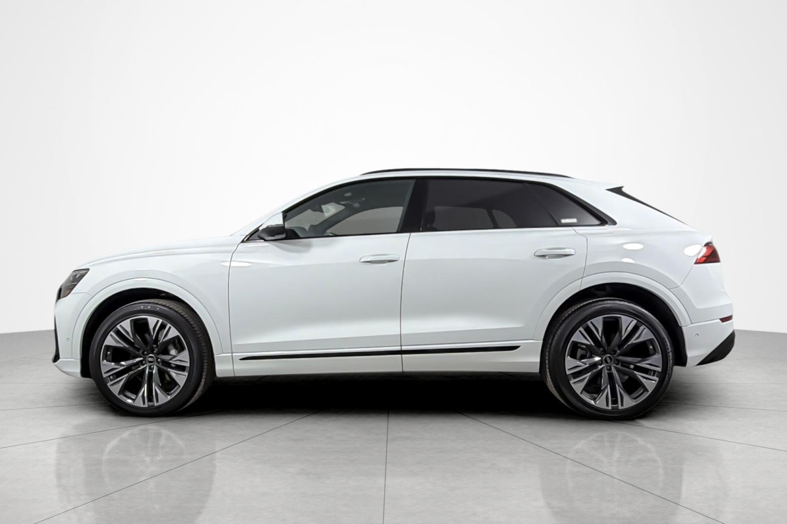 Used 2025 Audi Q8 Premium Plus w/ Premium Plus Package AWD/4WD video 2