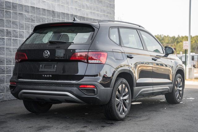 Used 2024 Volkswagen Taos S w/ MDO Package image 6